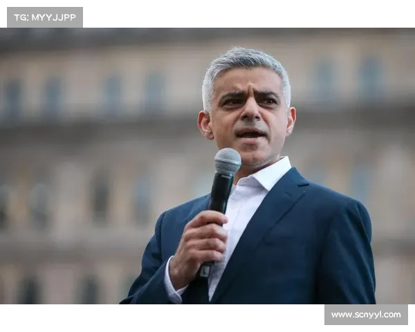 本·萨迪克浸泡冰桶治疗伤腿备战加时赛 力求为球队逆袭拼尽全力